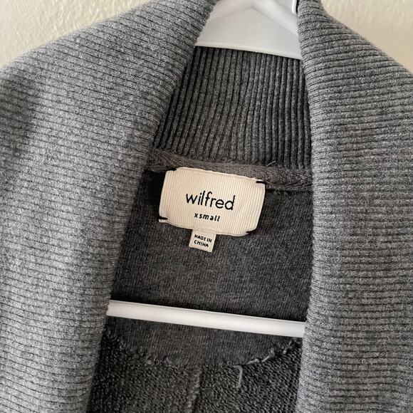 Aritzia Wilfred Diderot Cardigan Sweater XS Gray Cocoon Minimalist Layering - Picture 5 of 8